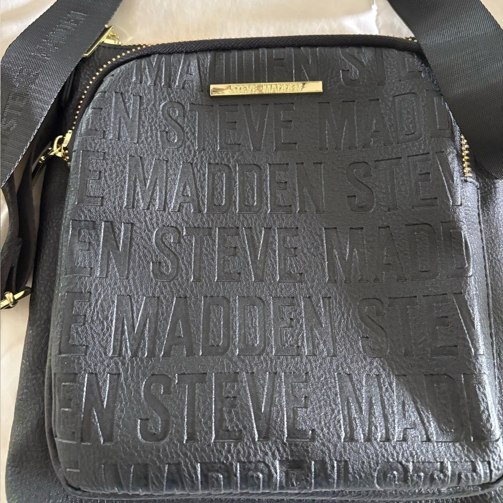 Steve Madden Black Messenger Bag with Embossed Logo